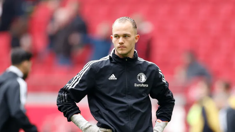 ‘Als dat niet als voetballer kan, dan maar als keeper’