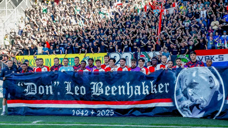 Vanavond eerbetoon aan Leo Beenhakker voorafgaand aan de wedstrijd