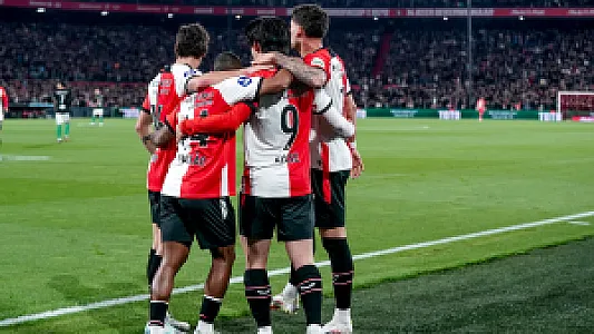 LIVE | Feyenoord – PEC Zwolle 4-0 | Einde wedstrijd