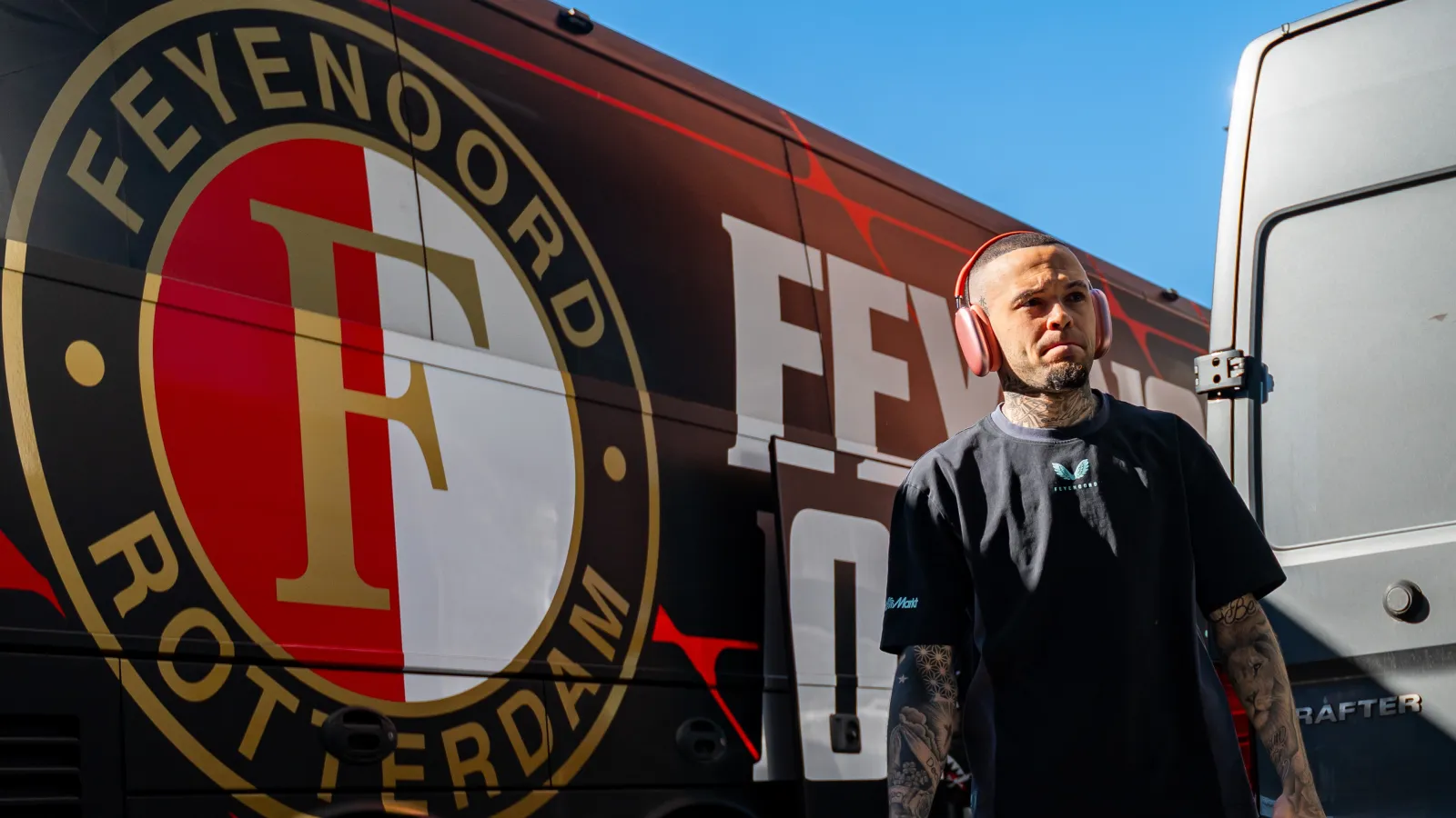 Feyenoord onthult trailer van documentaire over Hartman