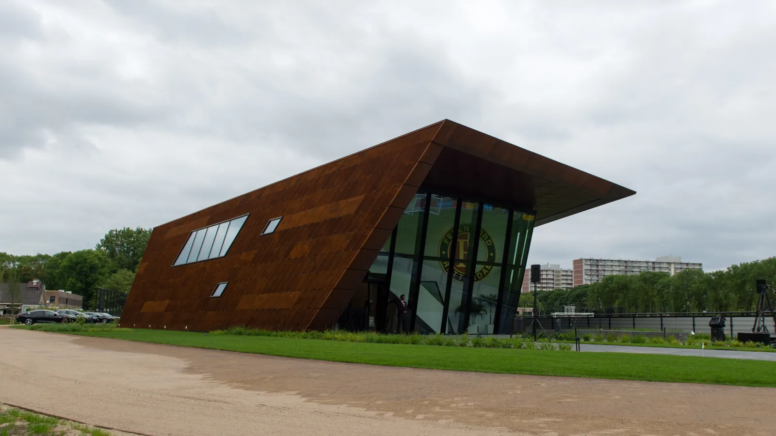 Trainingscomplex 1908 is vol, geen supporters meer toegelaten