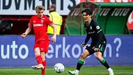 OFFICIEEL | Feyenoord versterkt zich met Sem Steijn