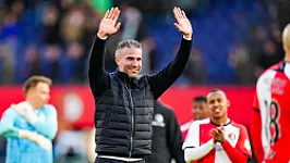 Van Persie noemt jeugdspelers die momenteel aan het aanhaken zijn bij het eerste elftal