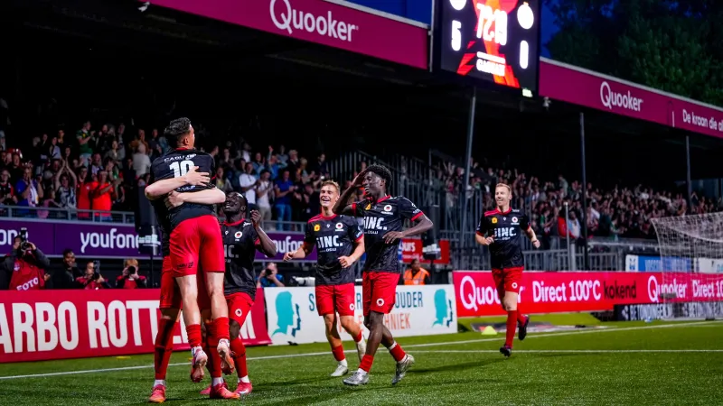 Excelsior Rotterdam promoveert naar Eredivisie