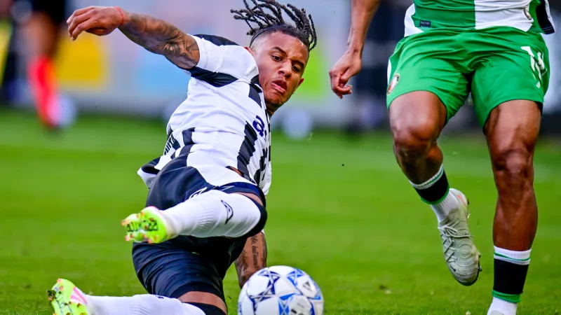 Benita: 'Hij doet het heel goed, sinds de Champions League kan niemand meer om hem heen'