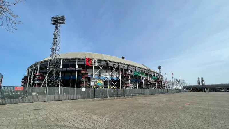 'Feyenoord laat oog vallen op linksback van Rode Ster Belgrado'