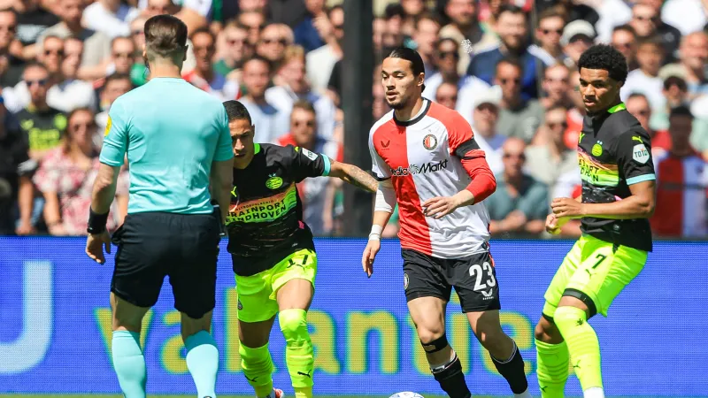 STAND | Feyenoord verliest maar gat met FC Utrecht blijft gelijk