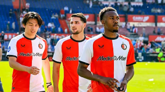 UITGELICHT | Feyenoord ondersteboven gelopen door PSV