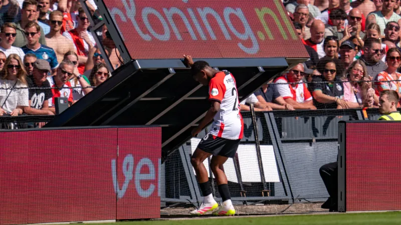 Onzekerheid over inzetbaarheid Read tegen sc Heerenveen