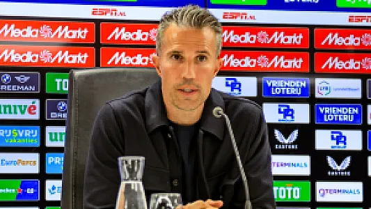 Vermoedelijke opstelling: 'Van Persie vangt schorsing Hwang op met Zerrouki'