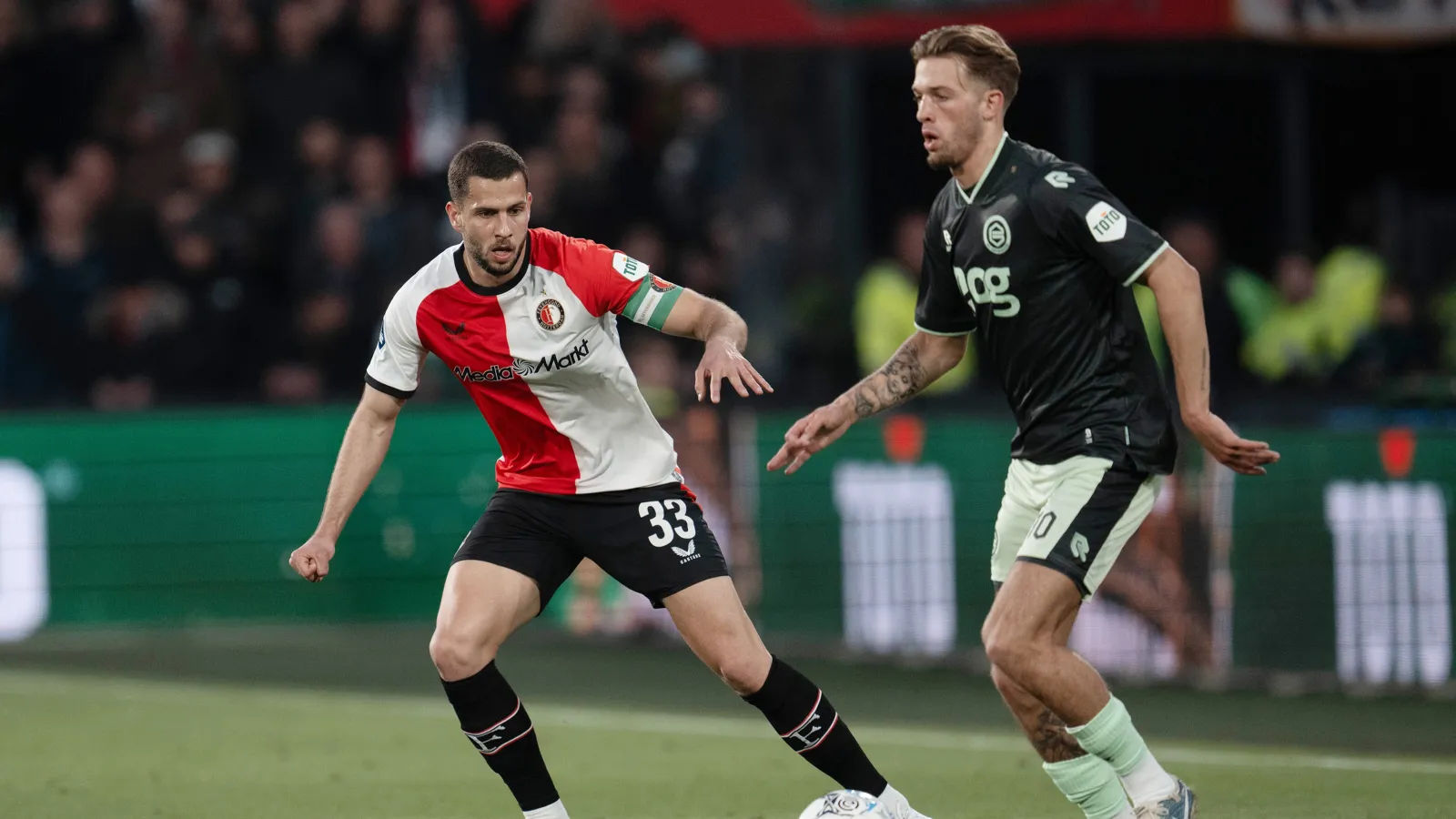 Telegraaf: 'Feyenoord hoopt snel komst Valente af te ronden'