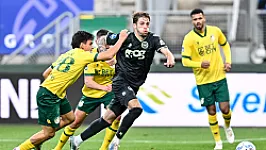 VI: 'Miljoenenbod van Feyenoord op Valente afgewezen'