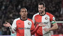 Feyenoorder wint Gouden Schoen als Voetballer van het jaar
