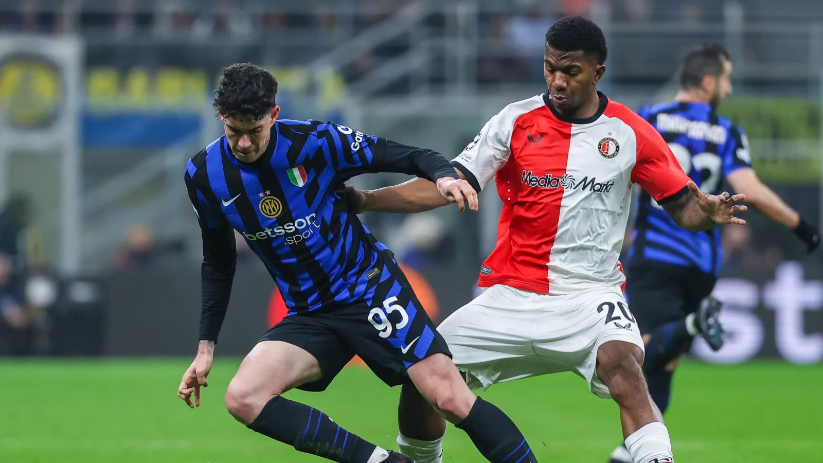 'Feyenoord-verdediger ontevreden en wil Feyenoord verlaten'