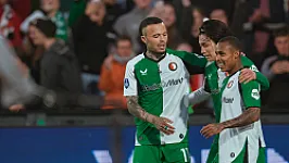 'Geen sentimenteel gedoe daar hebben voetballers ook geen last van'