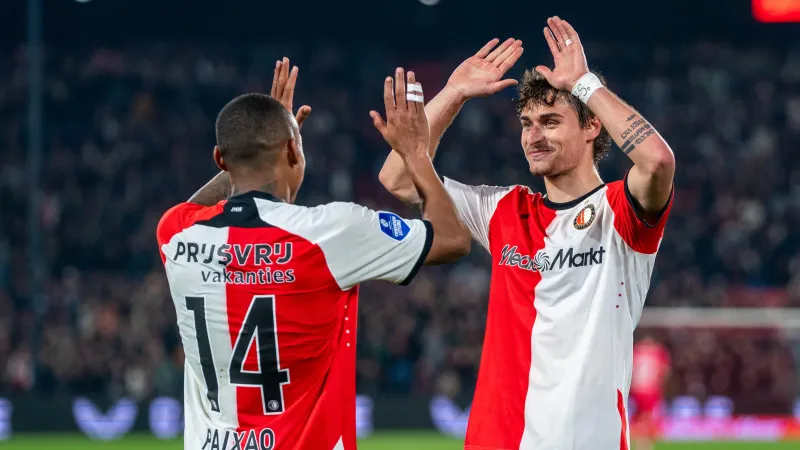 Bueno over Van Persie: 'Hij gaf het team een boost die we nodig hadden'
