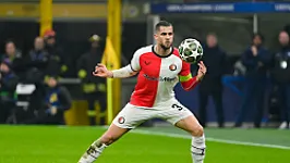 'Hancko staat op het punt van vertrekken na verhoogd bod Al Nassr'