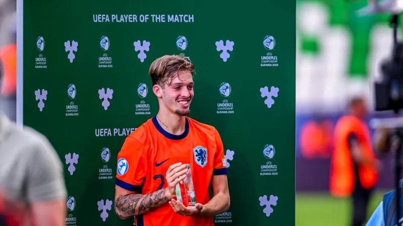Valente: 'Uiteindelijk moeten de clubs daar gewoon uitkomen'