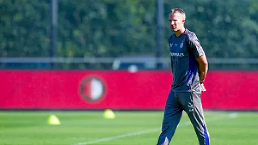 Van Persie: 'Kampioen willen worden moeten we in alles wat we doen uitstralen'