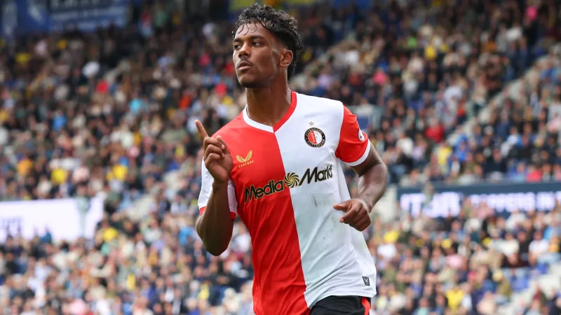 Slory wil bij Feyenoord blijven: 'Nog niks gehoord over een verhuur'