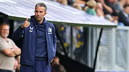 Van Persie ziet vijftal weer aansluiten bij training