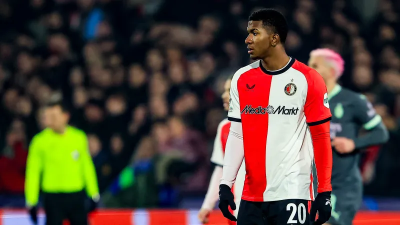 'Verdediger lijkt voorbereiding Feyenoord te missen door blessure'