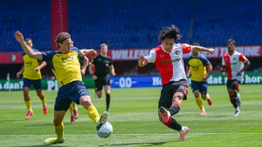 Feyenoord speelt gelijk in eerste thuiswedstrijd