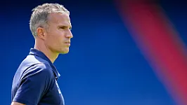 Lof voor de trainer: 'Ik vind dat wel leuk aan Van Persie'