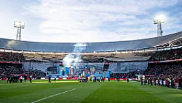 Grasmeester neemt prijs voor beste veld in ontvangst: 'Met liefde en passie'
