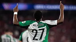 Milambo over zijn doel in Engeland: 'Consistent blijven en op een dag de beste middenvelder zijn'