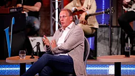 Woerts over aanstaande transfer: 'Dat is echt bizar'