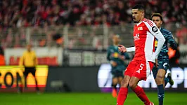 AD: 'Feyenoord heeft Danilho Doekhi op het oog als versterking voor de verdediging'