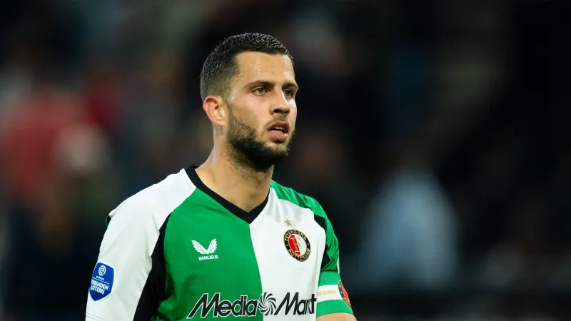 AD: 'Atlético Madrid concreet voor Hancko'