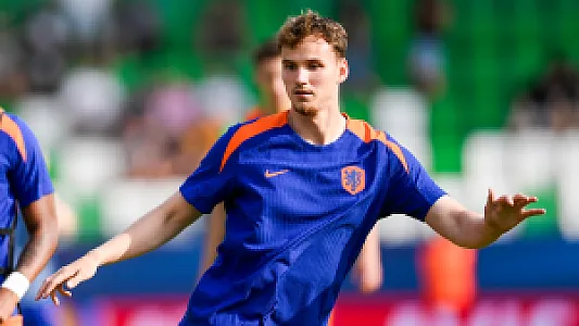 Zorgt transfer Hancko voor komst Van den Berg?
