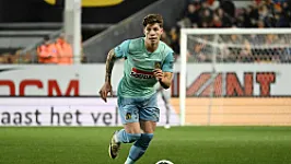 OFFICIEEL | Feyenoord trekt Jordan Bos aan