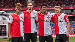 'Valente, Sauer, Borges en Carrillo sluiten aan bij Feyenoord onder 21 voor oefenwedstrijd'