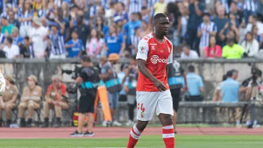'Komst Niakaté stap dichterbij, meedoen tegen Fenerbahçe uitgesloten'