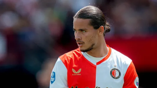 OFFICIEEL | Hadj Moussa verlengt contract bij Feyenoord tot medio 2030