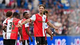 Valente: 'Het tempo en de kwaliteit in de groep is bizar hoog'