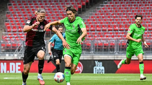 'Ga toch niet zo'n extreem hoog bedrag bieden voor een verdediger'