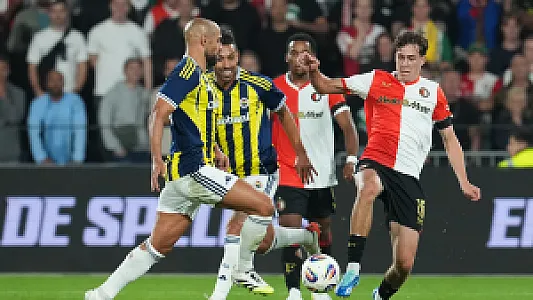 Amrabat: 'Ik denk als iemand de overwinning verdiende dan waren wij het'