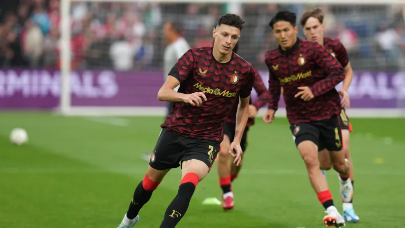 PraatMee | Feyenoord lijkt een prima slag geslagen te hebben met nieuwe centrumverdedigers