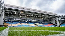 Vitesse krijgt geen gelijk van rechter en verdwijnt uit betaald voetbal