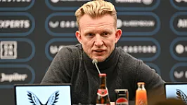 'Kuyt stunt op eerste competitiedag'