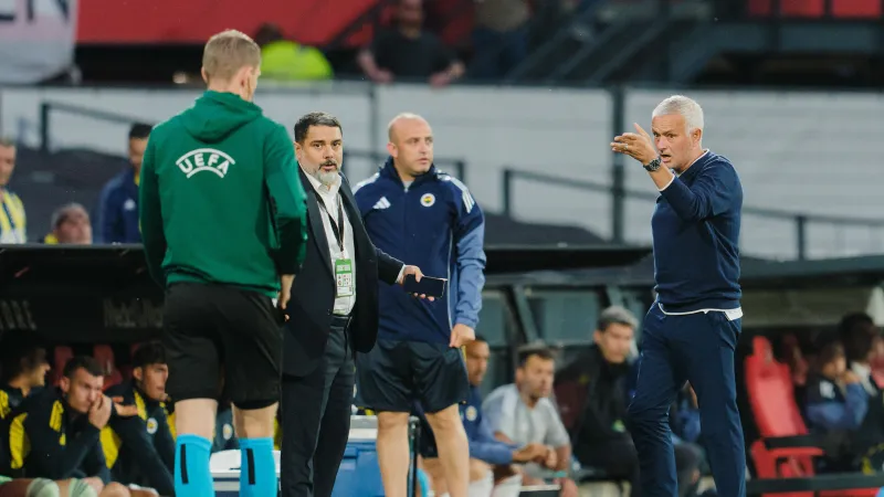 'Fenerbahçe woedend op arbitrage'