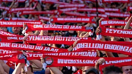 FOTO'S | Prachtige sfeeractie voor 90e verjaardag Gerard Meijer