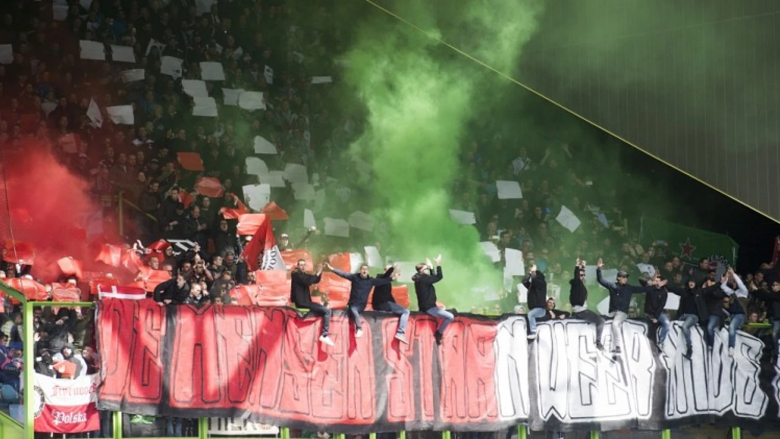 VIDEO | Feyenoord supporters nemen Gelredome 'over'
