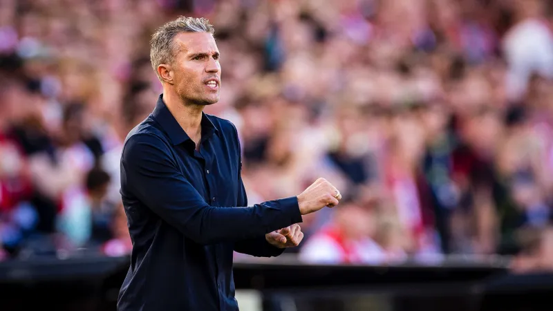 'Maar in het hoofd van Van Persie kan het misschien juist wel'
