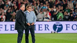 Speler gefileerd door Van Hanegem: 'Hij deed werkelijk alles alleen, Alles!'