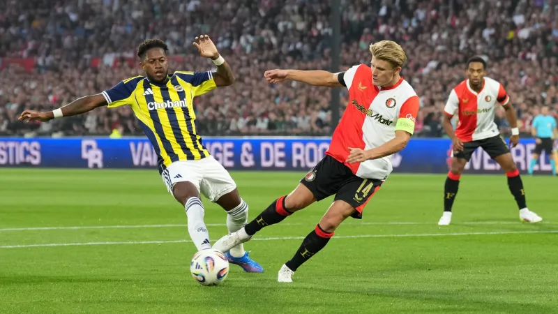 Steijn en Van Persie blikken vooruit op de return met Fenerbahçe